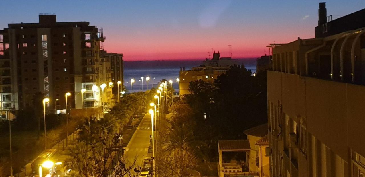 Zen Attitude - appartamento completo con vista al mar, a 1 paso de la playa de Puerto Sagunto Exterior foto